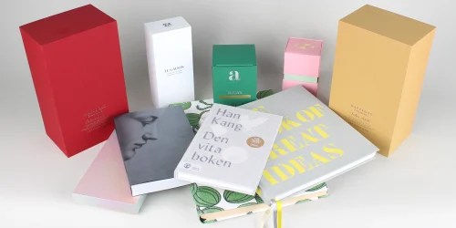 Utvalda grafiska material för böcker, förpackningar och trycksaker, med stark visuell identitet och hög kvalitet